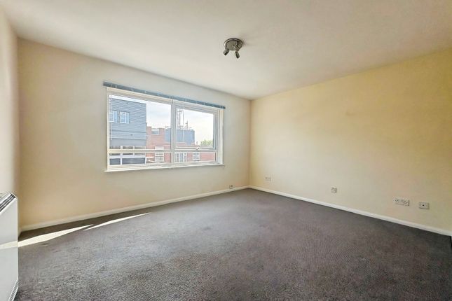 Berkeley Court,Flat 26, Nightingale Way, Swanley photo 4
