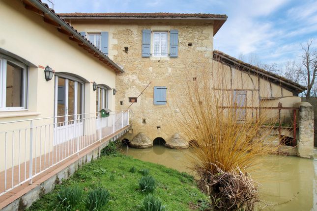 Property for sale in Vic-Fezensac, Midi-Pyrenees, 32190, France