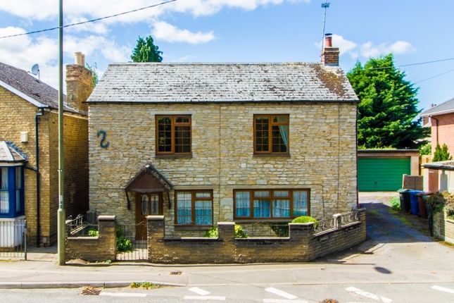Cottage to rent in Bicester Road, Gosford, Kidlington