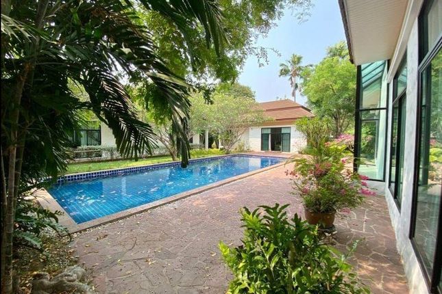 Villa for sale in Thailand Chon Buri Thungklom Talman, Pattaya, Chon Buri, Eastern Thailand