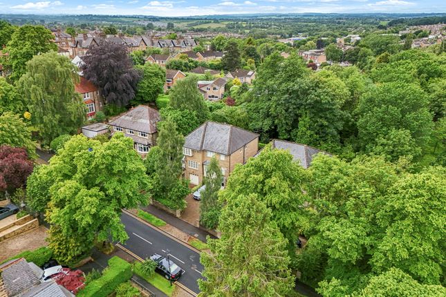 13 Coppice Drive, Harrogate photo 2