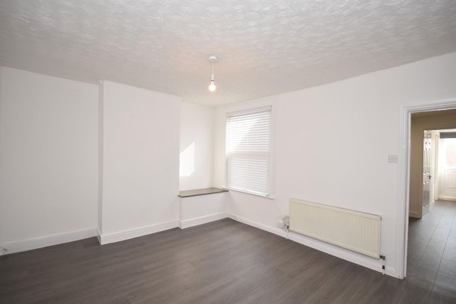 142a, Abington Avenue, Northampton photo 3
