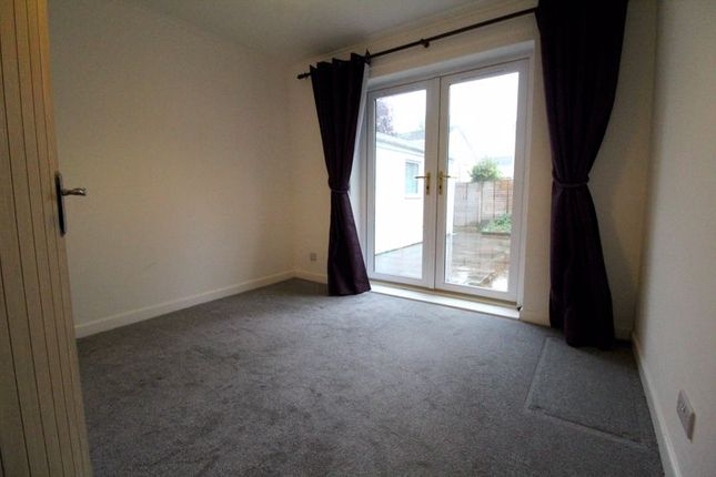 36, Bannetts Tree Crescent, Bristol photo 4