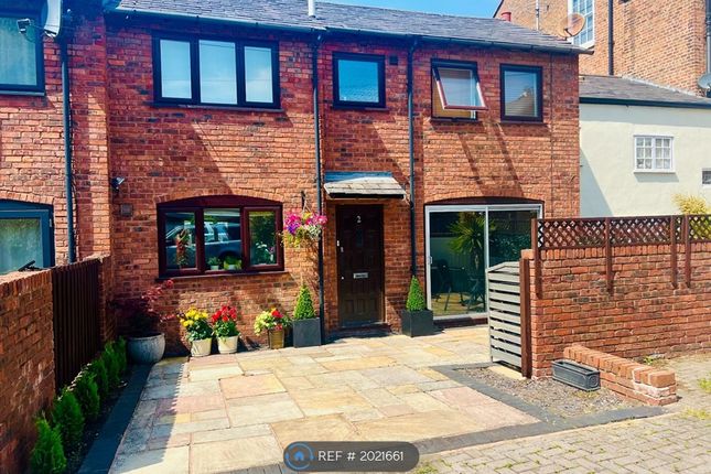 Thumbnail Terraced house to rent in Kings Court, Chester