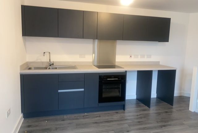 Town house to rent in Newbold Street, Nottingham