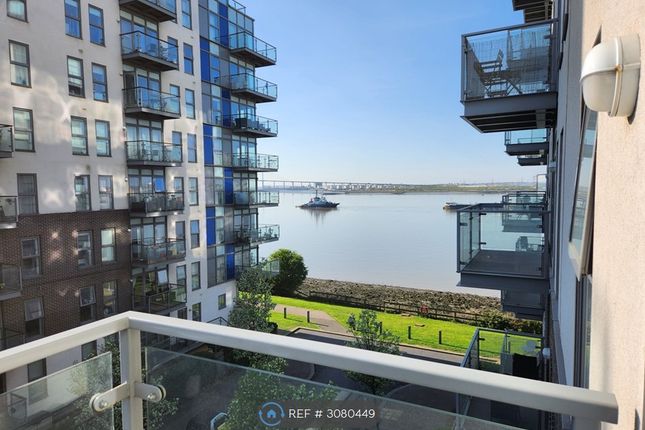 Clovelly Place Ingress Park, Greenhithe photo 2