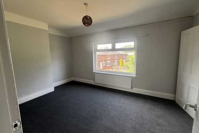 19, Moore Crescent North, Houghton Le Spring photo 5