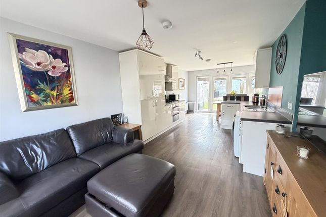 52, Bishops Way, Carlisle photo 2