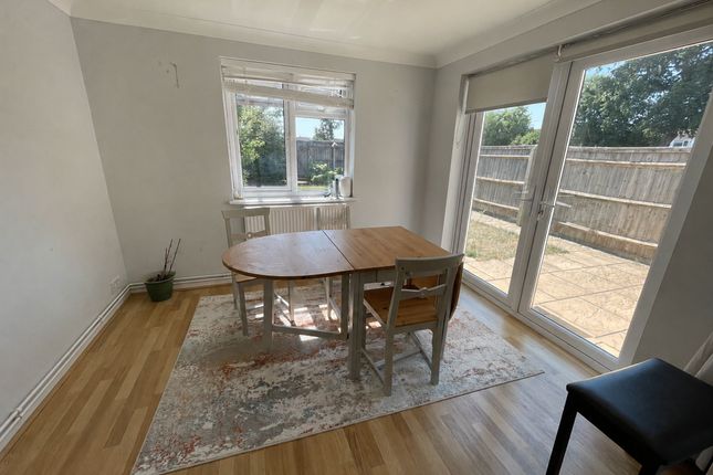 27 Hawthorn Way, Kidlington photo 4