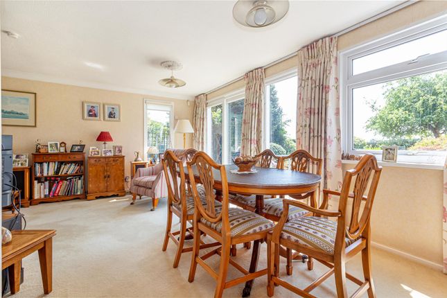 10, Bamford Close, Malvern photo 4