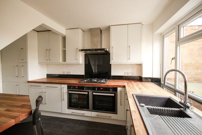 3, Lea Walk, Harpenden photo 3