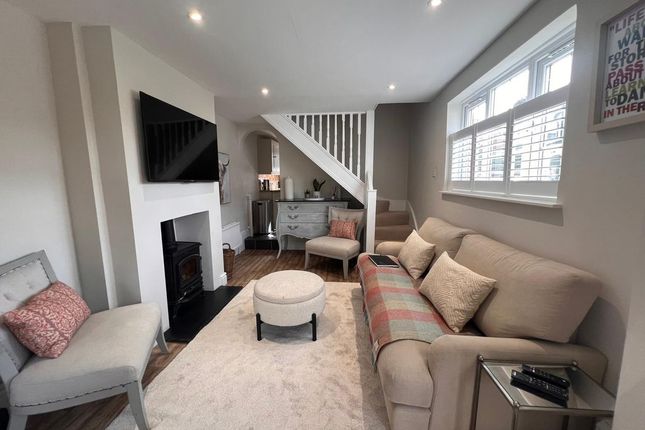 1 Fair View Cottages, High Road, Cookham photo 2