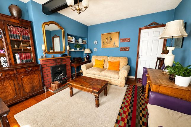 9, Leof Crescent, London photo 4