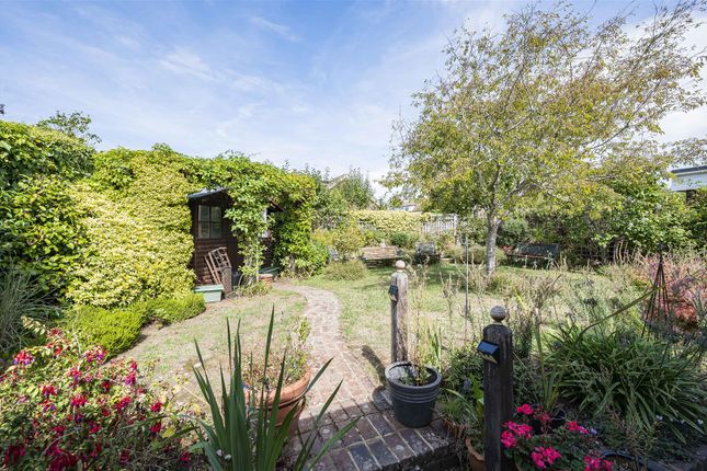 37, Kingston Way, Seaford photo 2