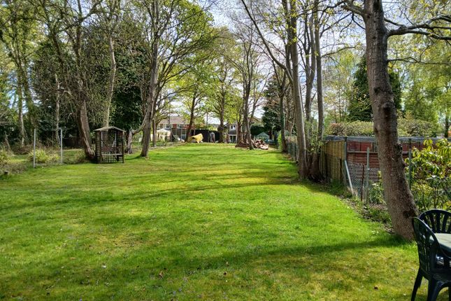 38, Titchfield Park Road, Fareham photo 2