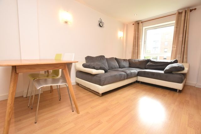 Apt 15, Sheffield photo 2