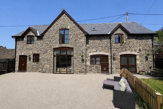 2-bed house on The Coach House, Market Square, Llanrhaeadr YM, £335,000