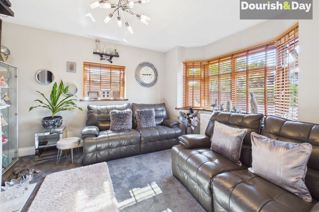 22 Burton Manor Road, Stafford photo 2