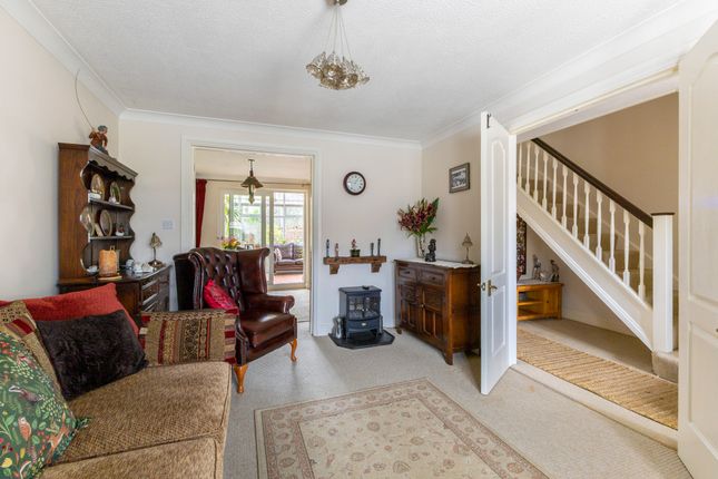 6, Spring Meadows, Hungerford photo 4