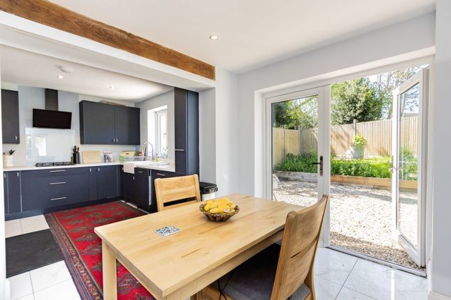 2 Warwick House, Cranbrook Road, Cranbrook photo 5