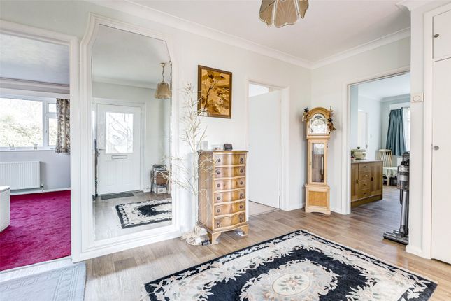 6, Greenways Crescent, Worthing photo 2