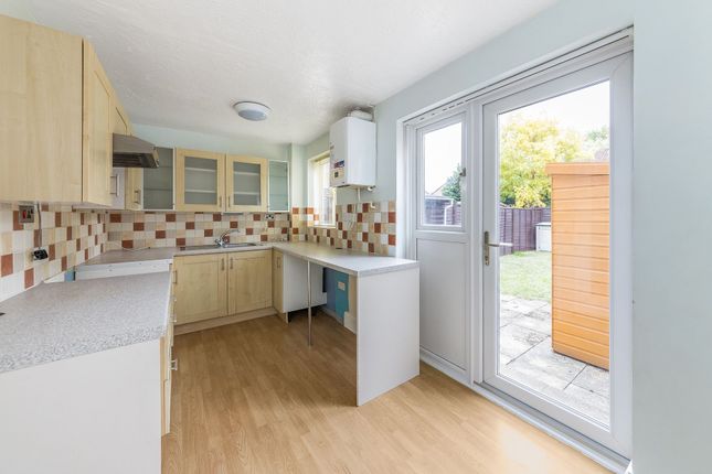 22 Woodley Close, Abingdon photo 3