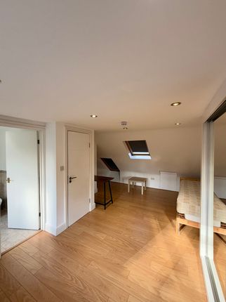1, Holders Hill Avenue, London photo 4