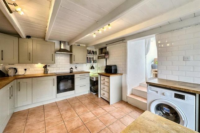 2 Millbrook Cottages, Lowertown, Cornwall photo 2