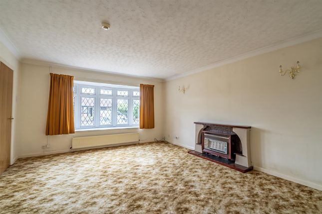 8, Woodleigh Close, York photo 3