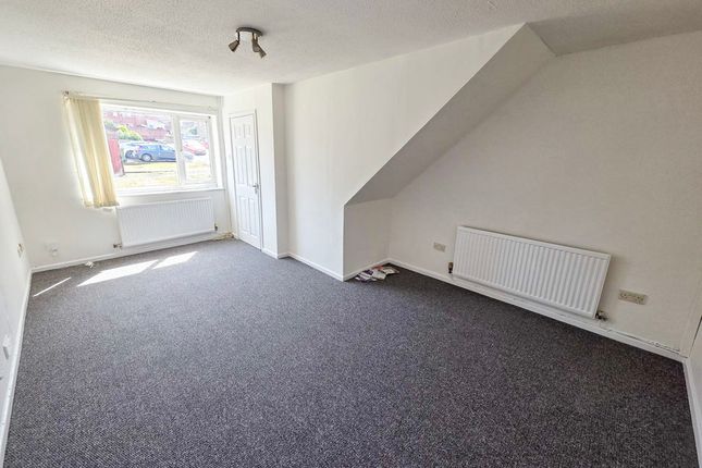 18, Llys Y Celyn, Caerphilly photo 2