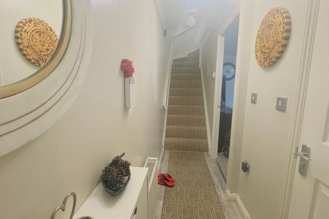 Bascombe Grove, Dartford photo 3