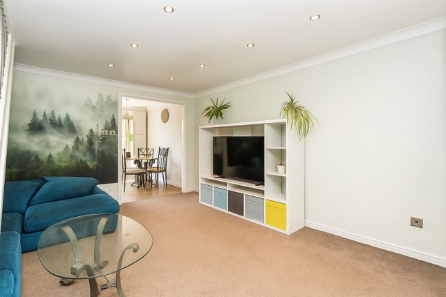 3, Evergreen Close, SOUTHAMPTON photo 2