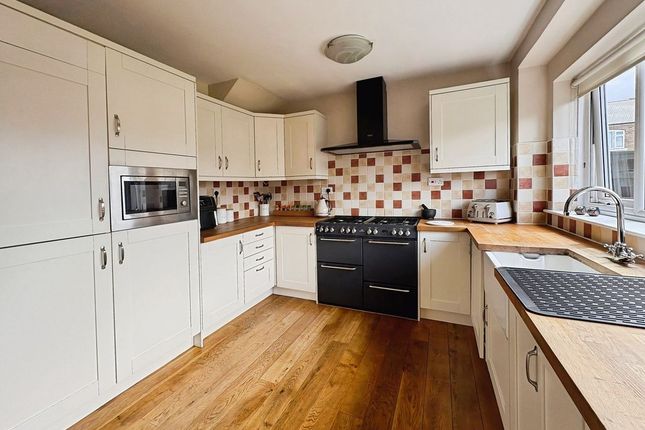 26, Chipchase Court, Whitley Bay photo 3