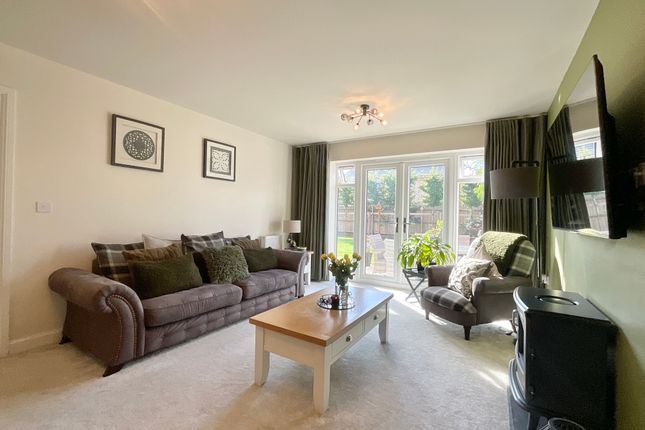 6 Gainsborough Drive, Nantwich photo 2