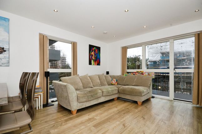 12, Grove Court, Lyon Road, Harrow photo 2