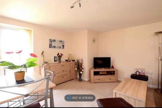 Thumbnail Flat to rent in Tower Road, Lancing