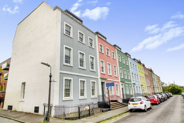 Thumbnail Flat for sale in Redcliffe West Parade, Bristol