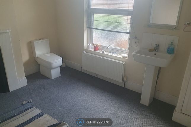 Baxter Avenue, Kidderminster photo 4