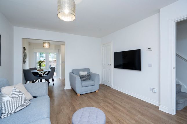 76 Wester Newlands Drive, Falkirk photo 2