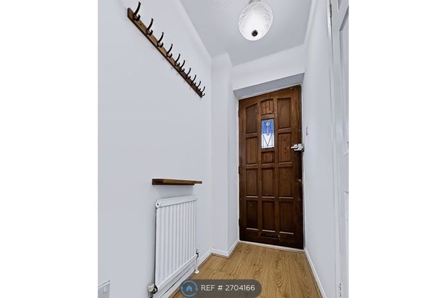 Knights Manor Way, Knights Manor Way, Dartford photo 3