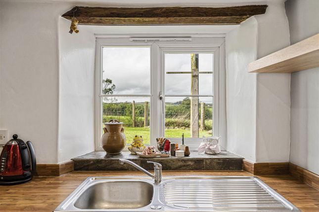 Rouse Villa, Holsworthy photo 4