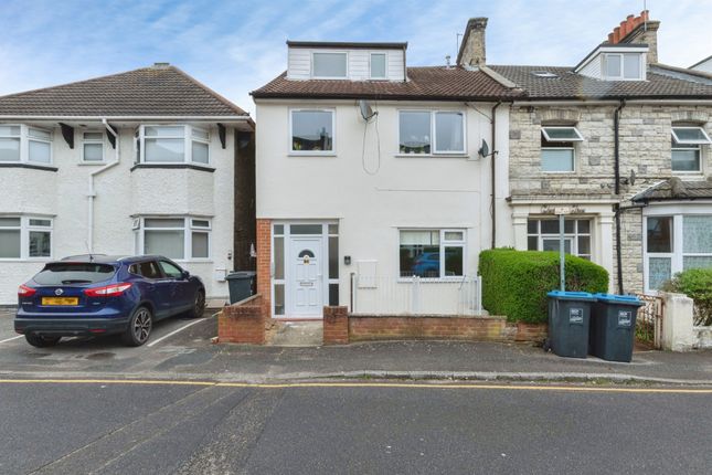 1-bed flat on Flat 2, 27, Norwich Avenue, Bournemouth, £100,000