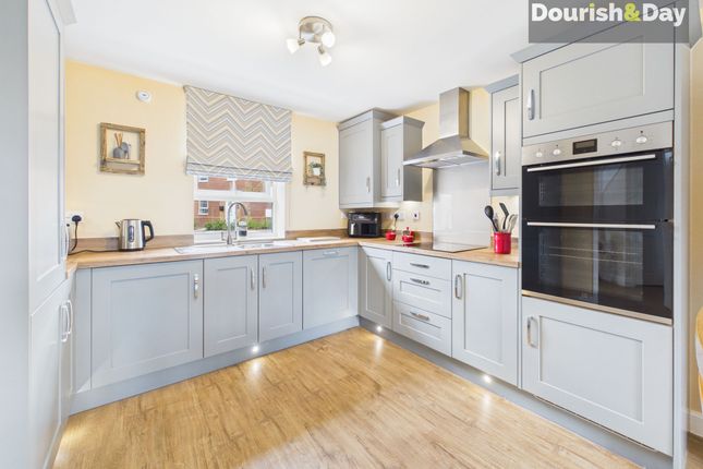 1 Cardamine Parade, Stafford photo 2