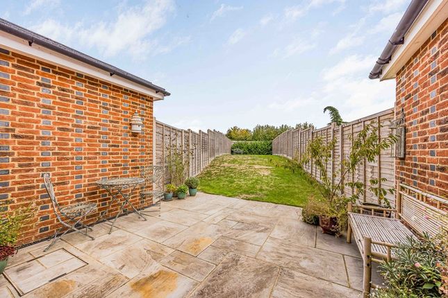 7, River Street, Westbourne photo 3