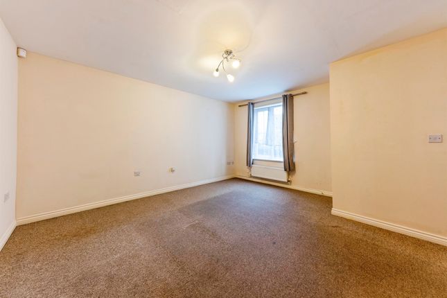2, Elvaston Court, Grantham photo 3