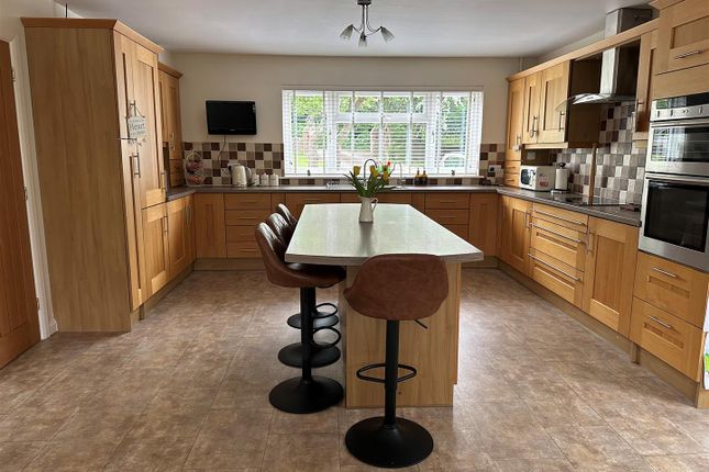 Kinfauns Kitchen.Jpg