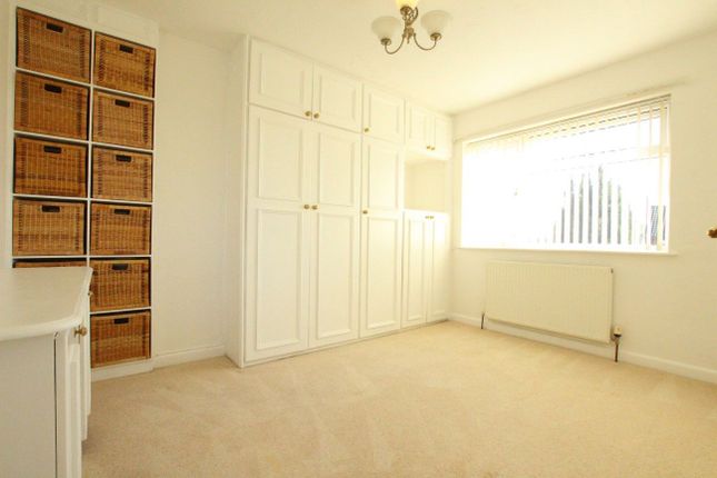 10 Norton Road, Worcester photo 5