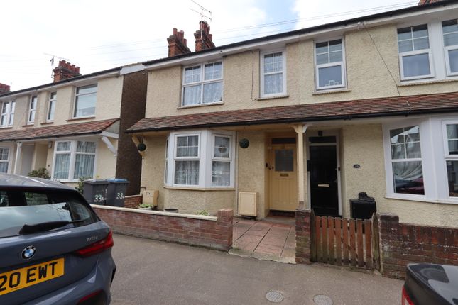 2 bed flat to rent in Holland Road, Felixstowe IP11