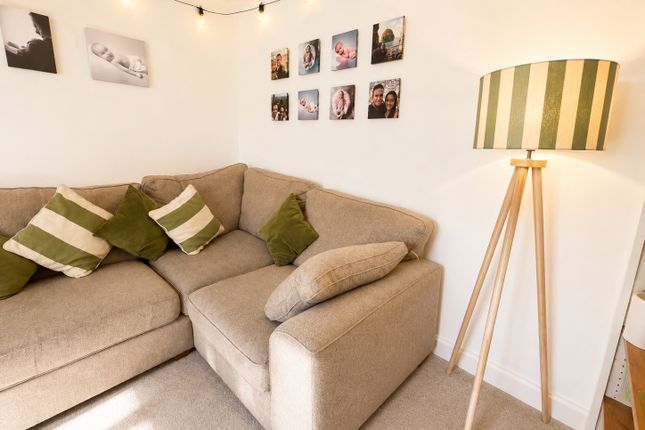2, Denson Court, Chester photo 4
