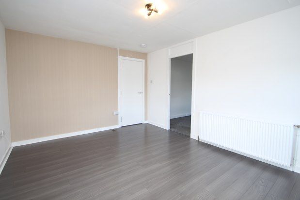 1 bed flat to rent in Gilmour Place, Glasgow G5